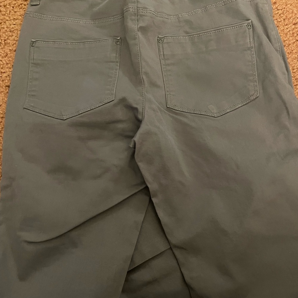 H&M Pants - Picture 3 of 3